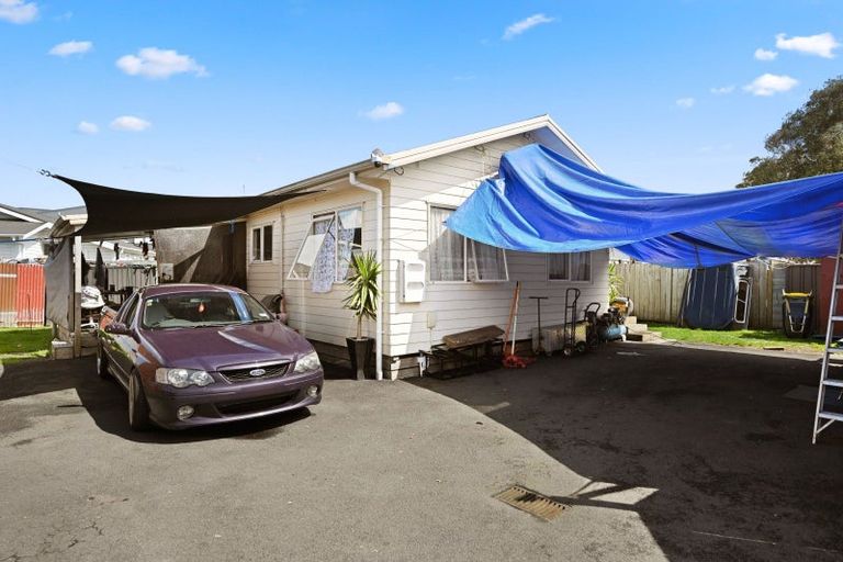 Photo of property in 117 Avalon Drive, Nawton, Hamilton, 3200