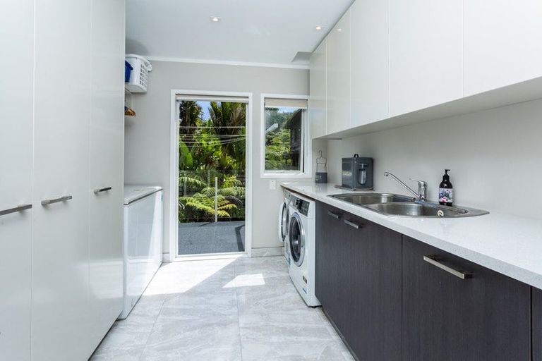 Photo of property in 12 Oban Road, Browns Bay, Auckland, 0630