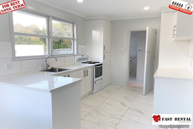 Photo of property in 73 Sylvia Road, Hillcrest, Auckland, 0627