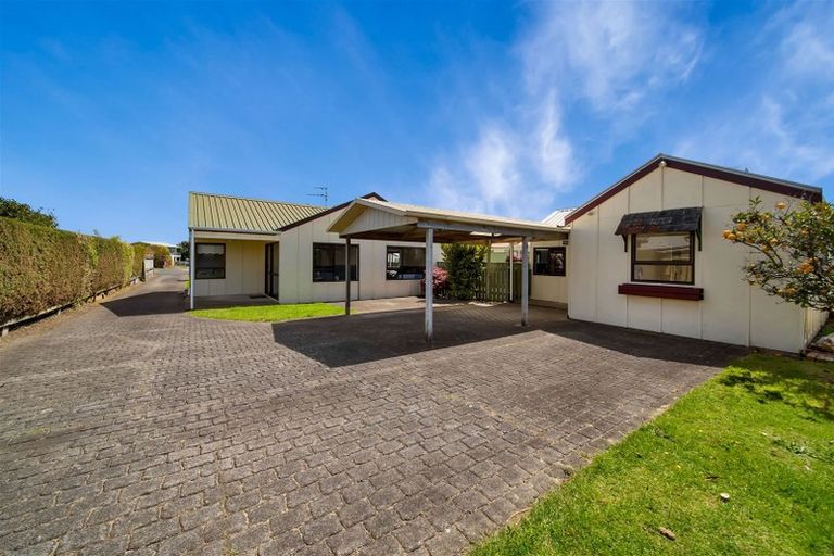 Photo of property in 98 Mangati Road, Bell Block, New Plymouth, 4312