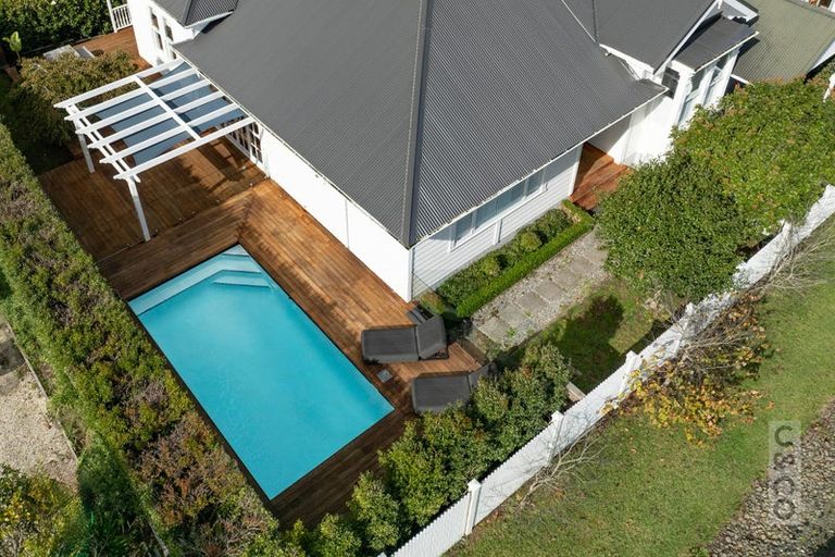 Photo of property in 25 George Street, Riverhead, 0820