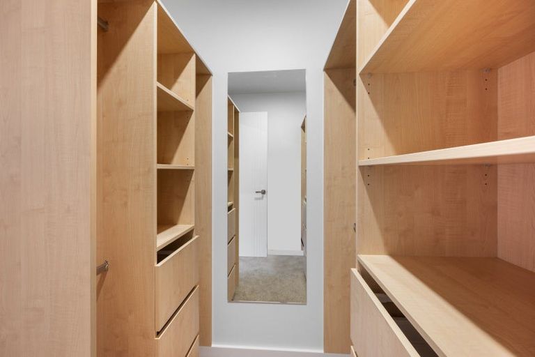 Photo of property in 102 Pelorus Avenue, Poraiti, Napier, 4182