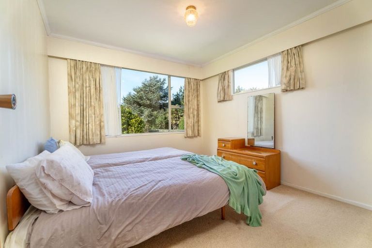 Photo of property in 48 Oriel Avenue, Tawa, Wellington, 5028