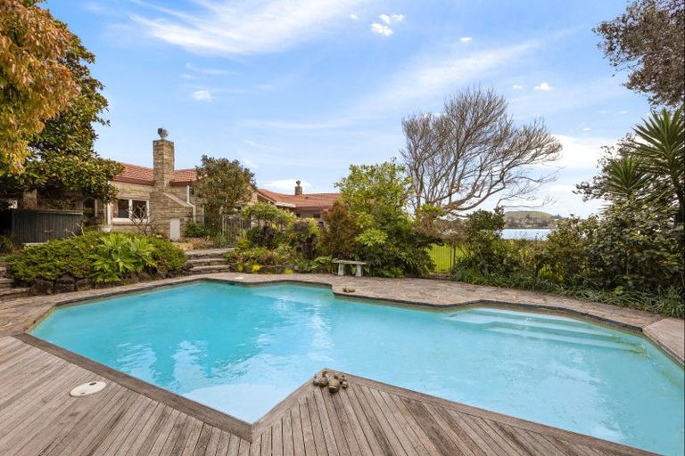 Photo of property in 30 Sanctuary Point, Sunnyhills, Auckland, 2010