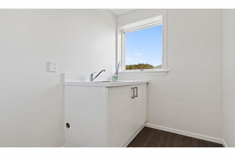 Photo of property in 118 Dyers Pass Road, Cashmere, Christchurch, 8022