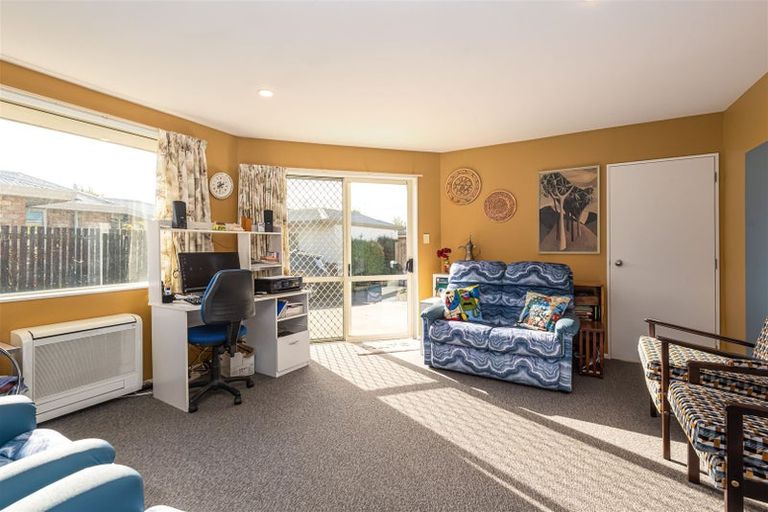 Photo of property in 15 Charlotte Lane, Woolston, Christchurch, 8062