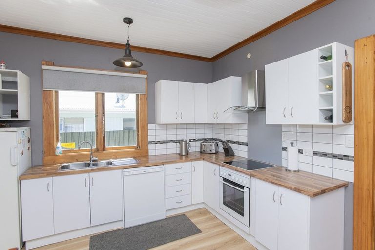 Photo of property in 142 Ormond Road, Whataupoko, Gisborne, 4010