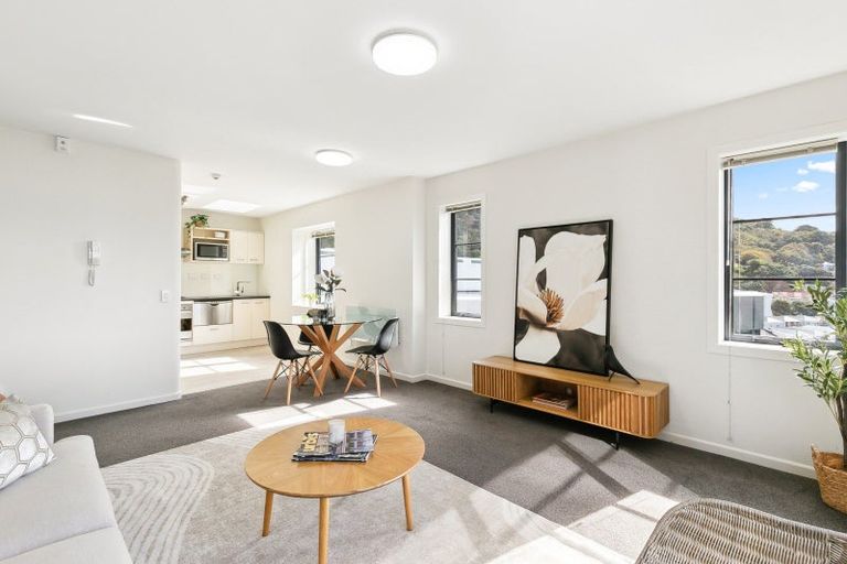Photo of property in Westhaven Apartments, 24/127 Molesworth Street, Thorndon, Wellington, 6011
