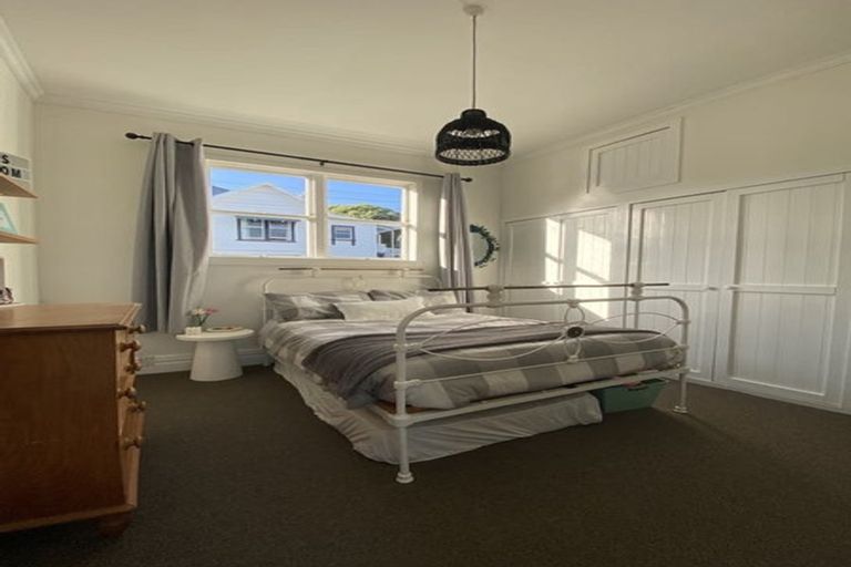 Photo of property in 54 Belt Road, New Plymouth, 4310