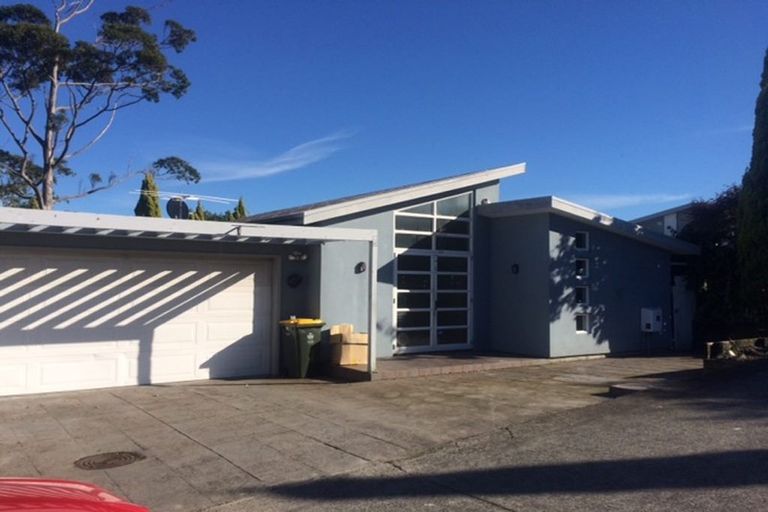 Photo of property in 43 Sean Fitzpatrick Place, Papatoetoe, Auckland, 2025