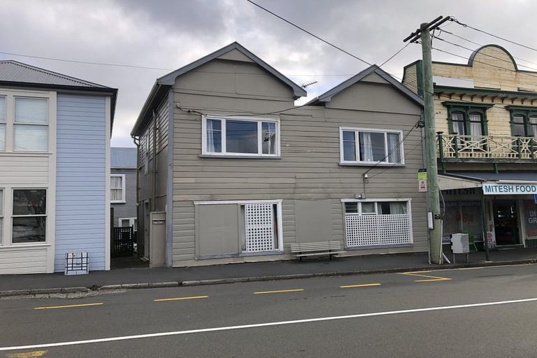 Photo of property in 68-70 Pirie Street, Mount Victoria, Wellington, 6011