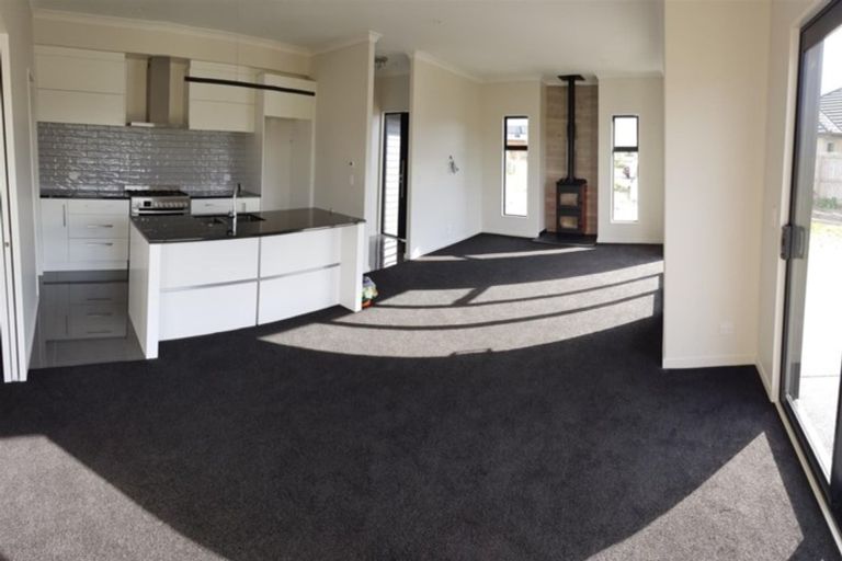 Photo of property in 5 Dow Square, Wigram, Christchurch, 8025