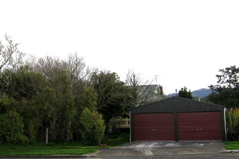 Photo of property in 12 Donald Street, Featherston, 5710