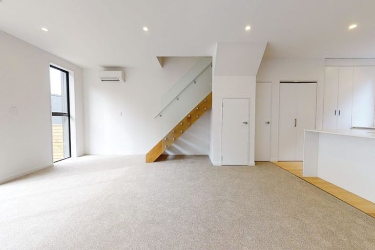 Photo of property in 16/80 Seatoun Heights Road, Seatoun, Wellington, 6022