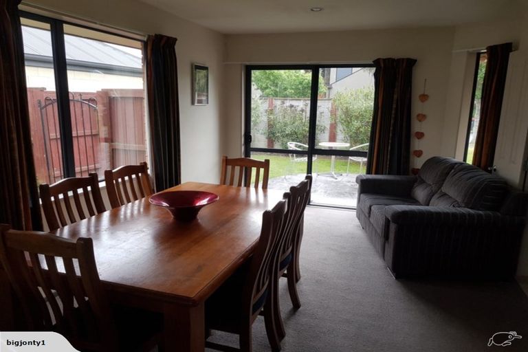 Photo of property in 6a Blarney Place, Casebrook, Christchurch, 8051