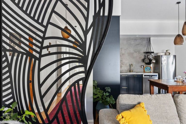 Photo of property in 36 Belt Road, Moturoa, New Plymouth, 4310