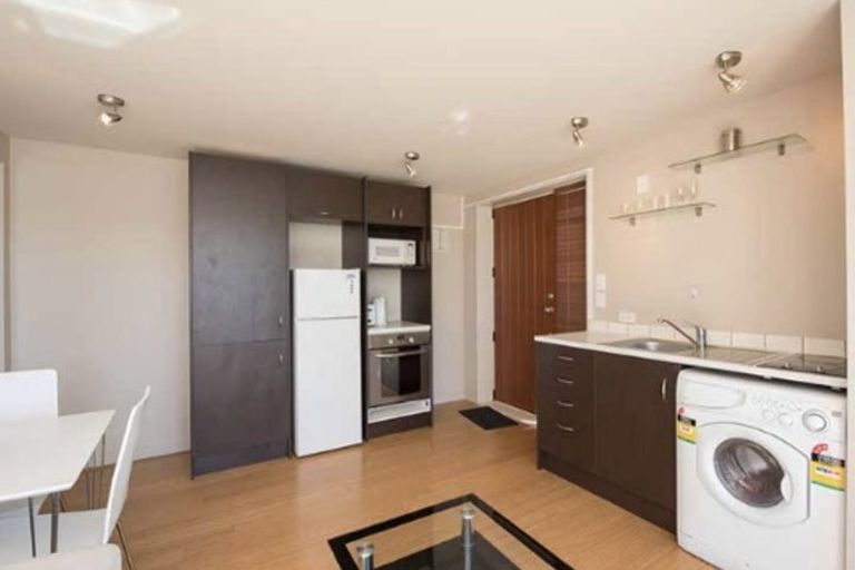 Photo of property in 79 View Road, Houghton Bay, Wellington, 6023