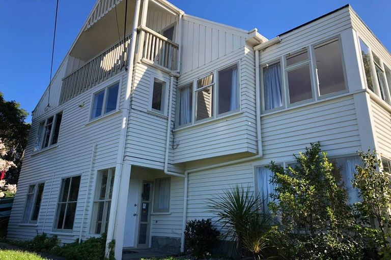 Photo of property in 14 Terawhiti Terrace, Karori, Wellington, 6012