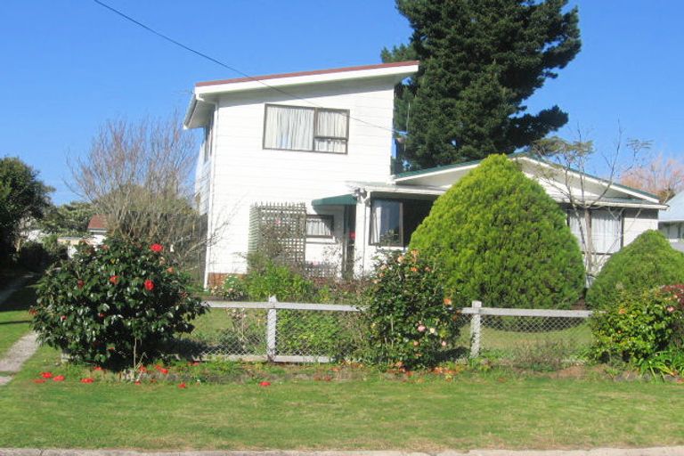 Photo of property in 2 Wai-iti Terrace, Whitianga, 3510