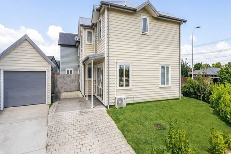 Photo of property in 81 Grove Road, Papakura, 2110