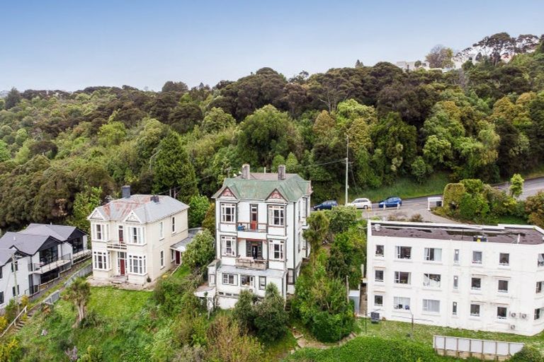 Photo of property in 74 Heriot Row, North Dunedin, Dunedin, 9016