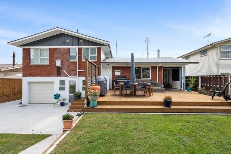 Photo of property in 66 Pohutukawa Drive, Tokoroa, 3420