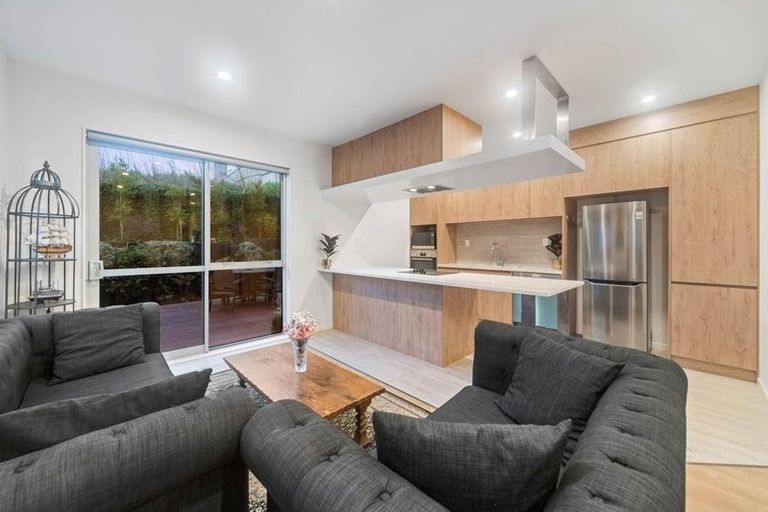 Photo of property in 20 Paripari Street, Flat Bush, Auckland, 2019