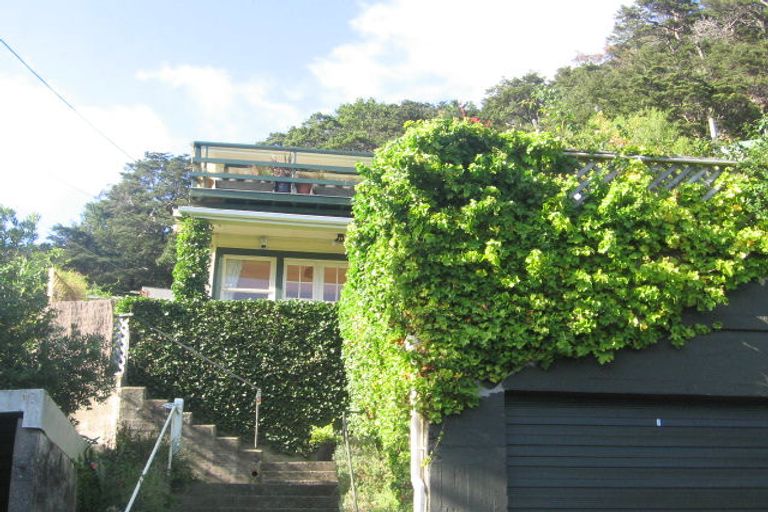 Photo of property in 3 Korimako Road, Days Bay, Lower Hutt, 5013