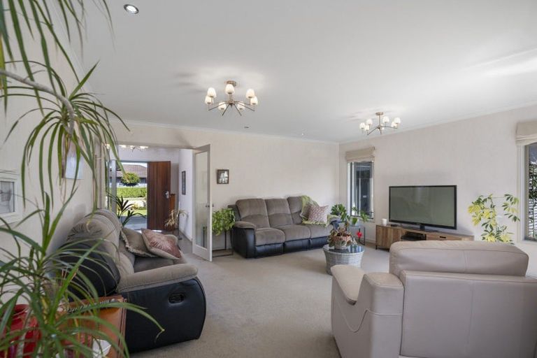 Photo of property in 23 Inverness Drive, Pyes Pa, Tauranga, 3112