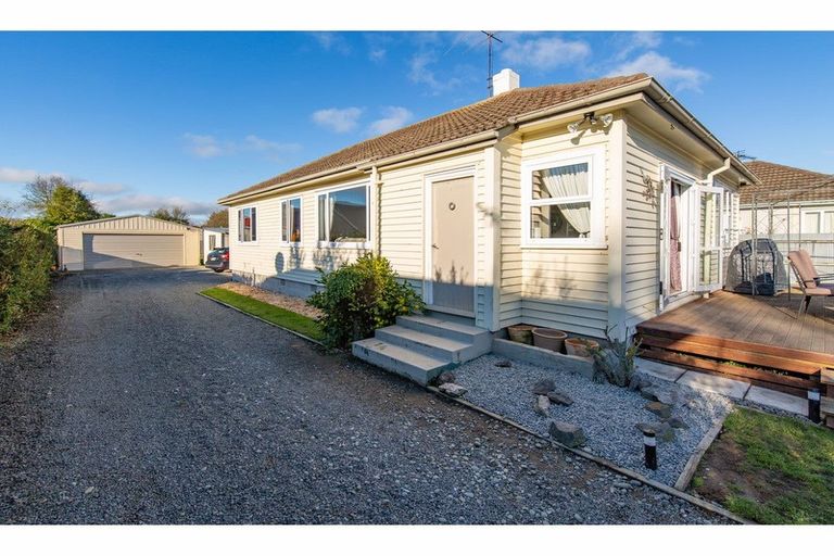 Photo of property in 8 Lindon Street, Rangiora, 7400