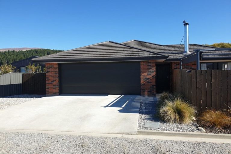 Photo of property in 26 Alice Burn Drive, Luggate, Cromwell, 9383