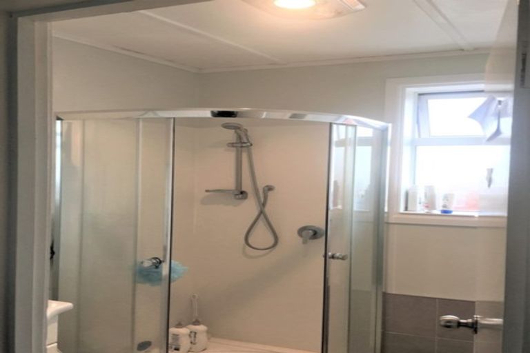 Photo of property in 3a Dickson Crescent, Hornby, Christchurch, 8042