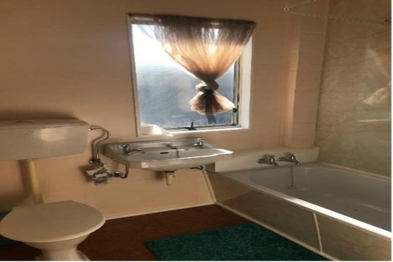 Photo of property in 76 Whakatiki Street, Trentham, Upper Hutt, 5018