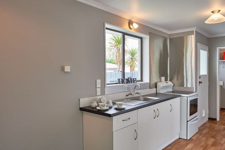 Photo of property in 60a Rhodes Drive, Kelvin Grove, Palmerston North, 4414