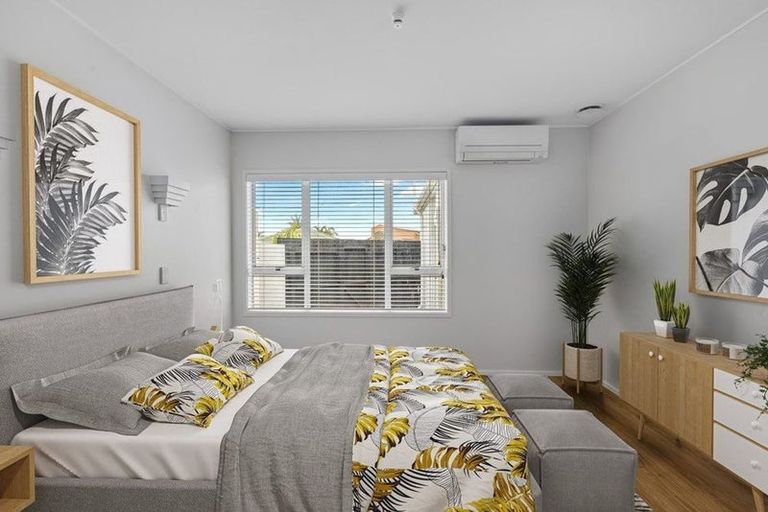 Photo of property in 41a Maygrove Drive, Orewa, 0931