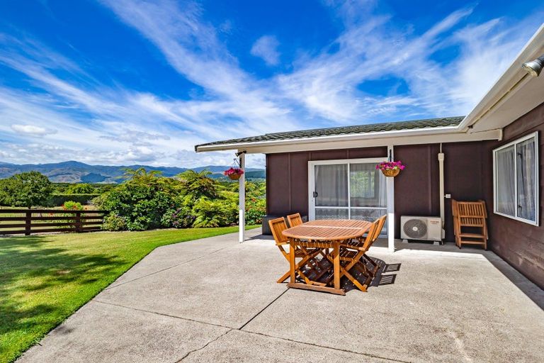 Photo of property in 20 Railway Terrace, Ohau, Levin, 5570