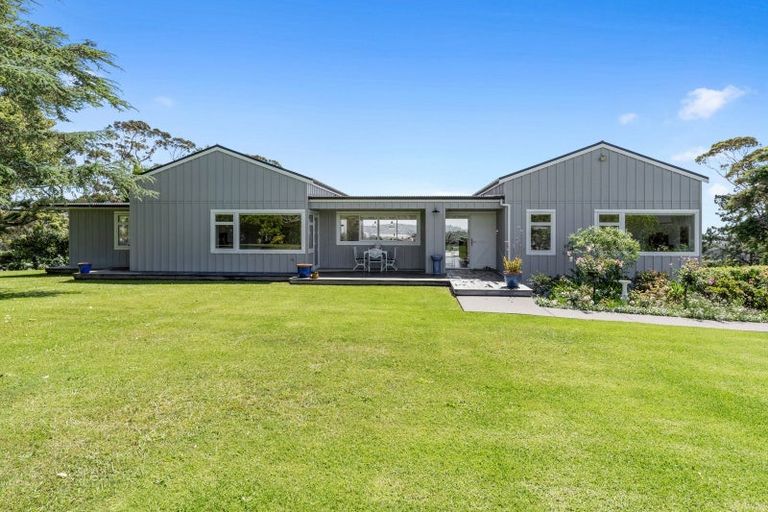 Photo of property in 201 Takatu Road, Tawharanui Peninsula, Warkworth, 0986