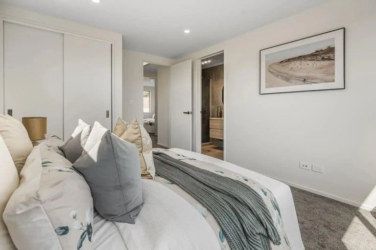 Photo of property in 10 Boyd Avenue, Mangere Bridge, Auckland, 2022