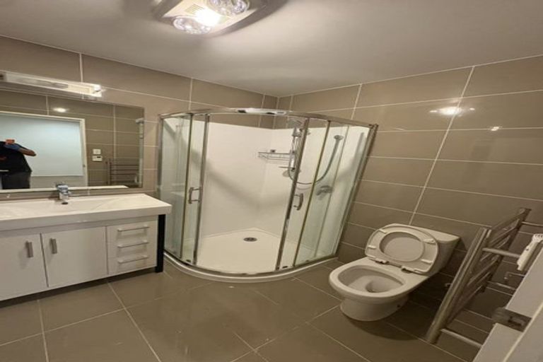 Photo of property in 1 Sunshine Boulevard, Sunnyvale, Auckland, 0612