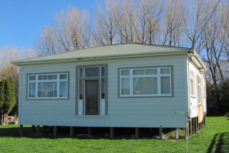 Photo of property in 15 Kotukutuku Road, Hunterville, 4730