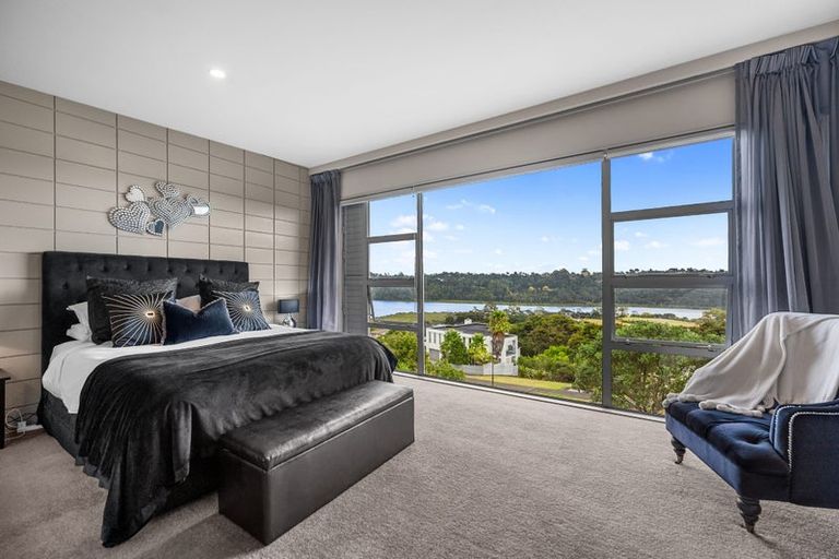 Photo of property in 67 Kittiwake Drive, Schnapper Rock, Auckland, 0632