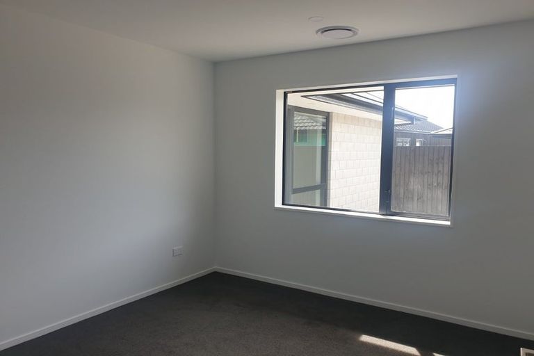 Photo of property in 8 Selfe Crescent, Burwood, Christchurch, 8083