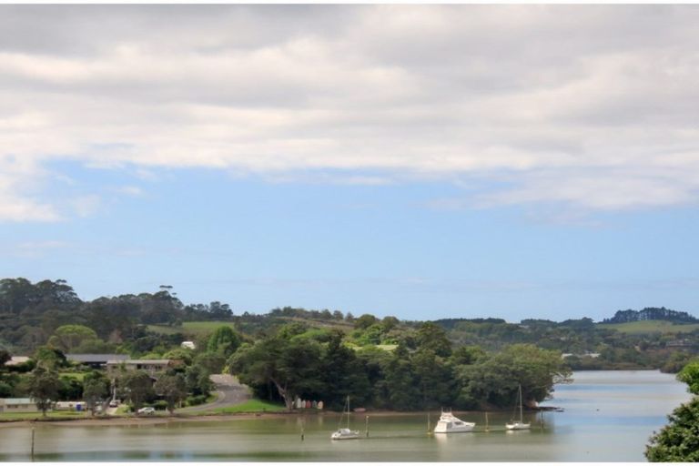 Photo of property in 19 The Lookout, Kerikeri, 0230
