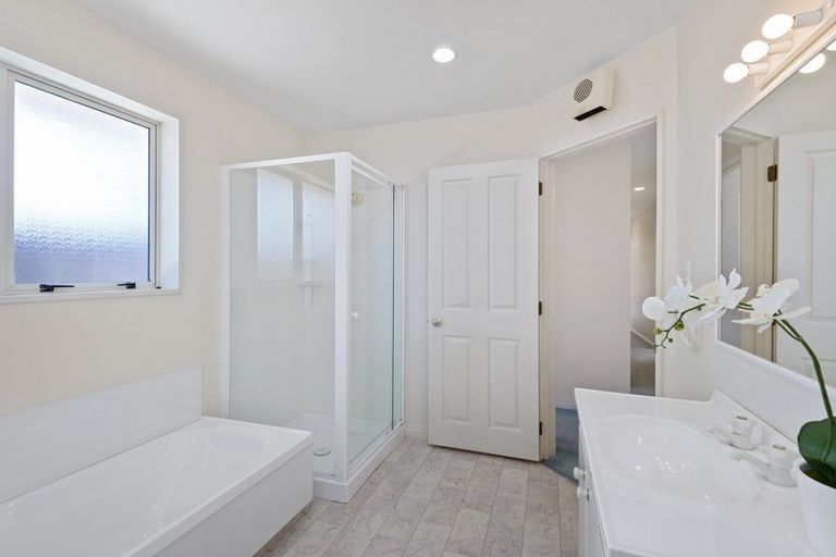 Photo of property in 8 Thornley Place, Woodend, 7610