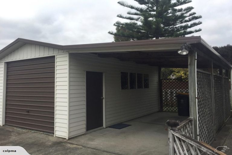 Photo of property in 11 Riverina Avenue, Pakuranga, Auckland, 2010