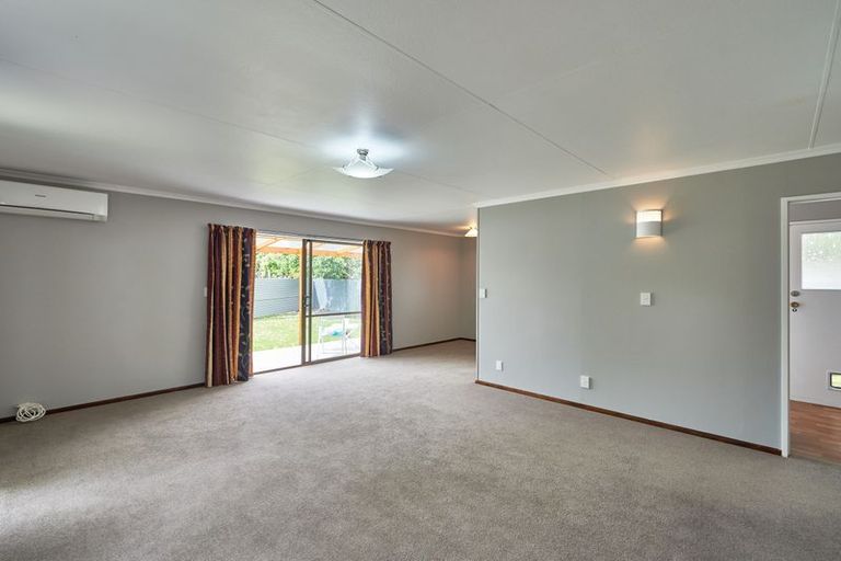 Photo of property in 60a Rhodes Drive, Kelvin Grove, Palmerston North, 4414