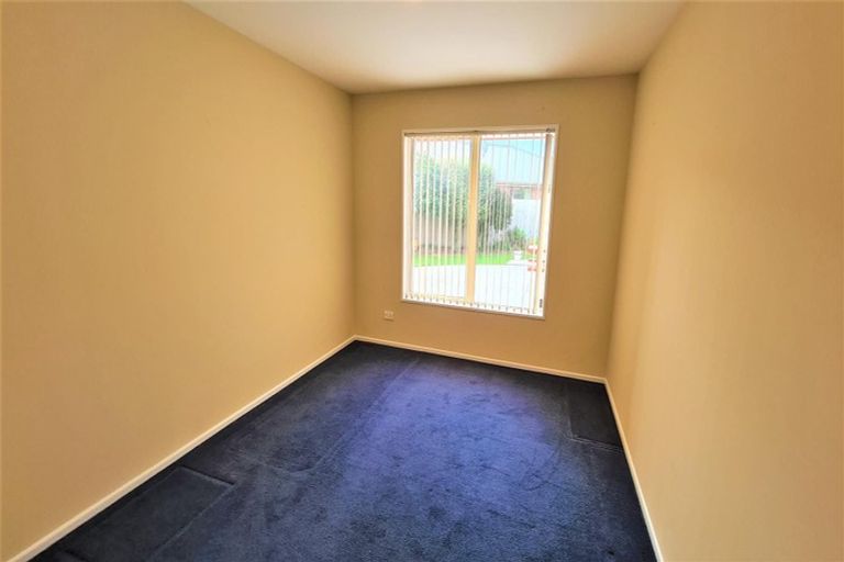 Photo of property in 3 Sweet Waters Place, Woolston, Christchurch, 8023