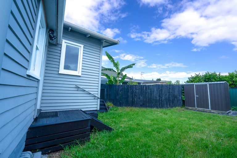 Photo of property in 3a Marr Road, Manurewa, Auckland, 2102
