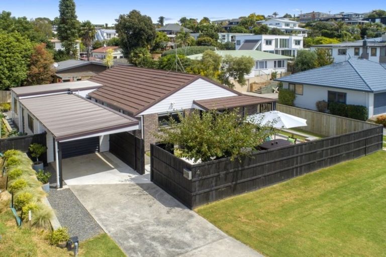 Photo of property in 4 Rutherford Street, Otumoetai, Tauranga, 3110