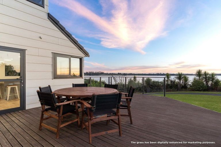 Photo of property in 55 St Annes Crescent, Wattle Downs, Auckland, 2103